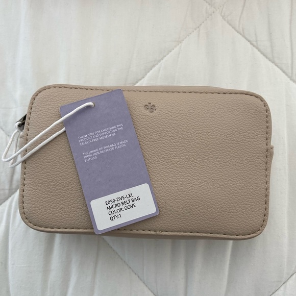 NWT Ela x The Jilly Box Belt Bag - Picture 3 of 3